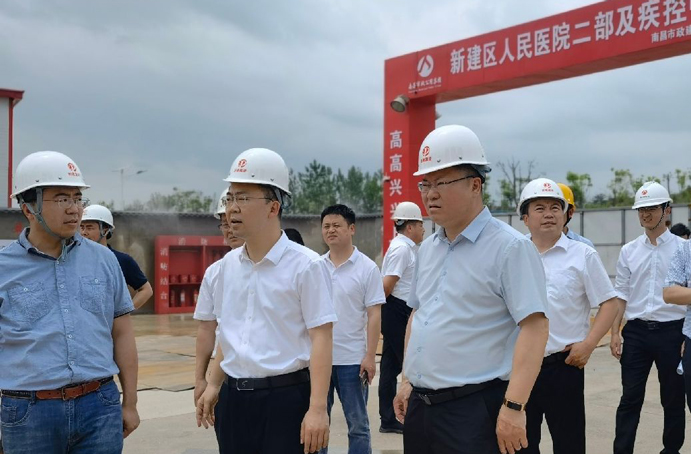 新建區(qū)委常委、常務(wù)副區(qū)長(zhǎng)賈中強(qiáng)到新建區(qū)職業(yè)技術(shù)學(xué)校新校區(qū)建設(shè)項(xiàng)目、新建區(qū)人民醫(yī)院二部及疾控中心項(xiàng)目調(diào)研