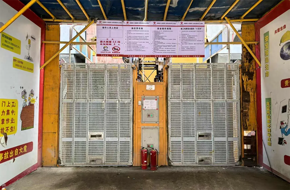 南昌市政建設(shè)集團有限公司緊急開展強對流天氣專項安全檢查，全面排查設(shè)備加固、用電安全、排水防澇及應(yīng)急物資，筑牢極端天氣施工安全防線